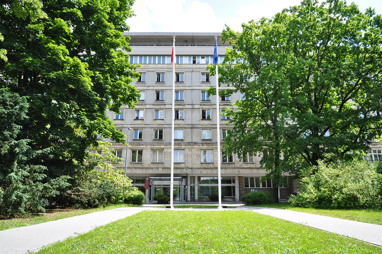 Photo of the Statistics Poland building